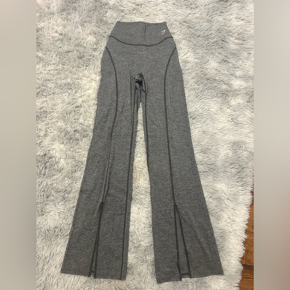 gym shark flare leggings